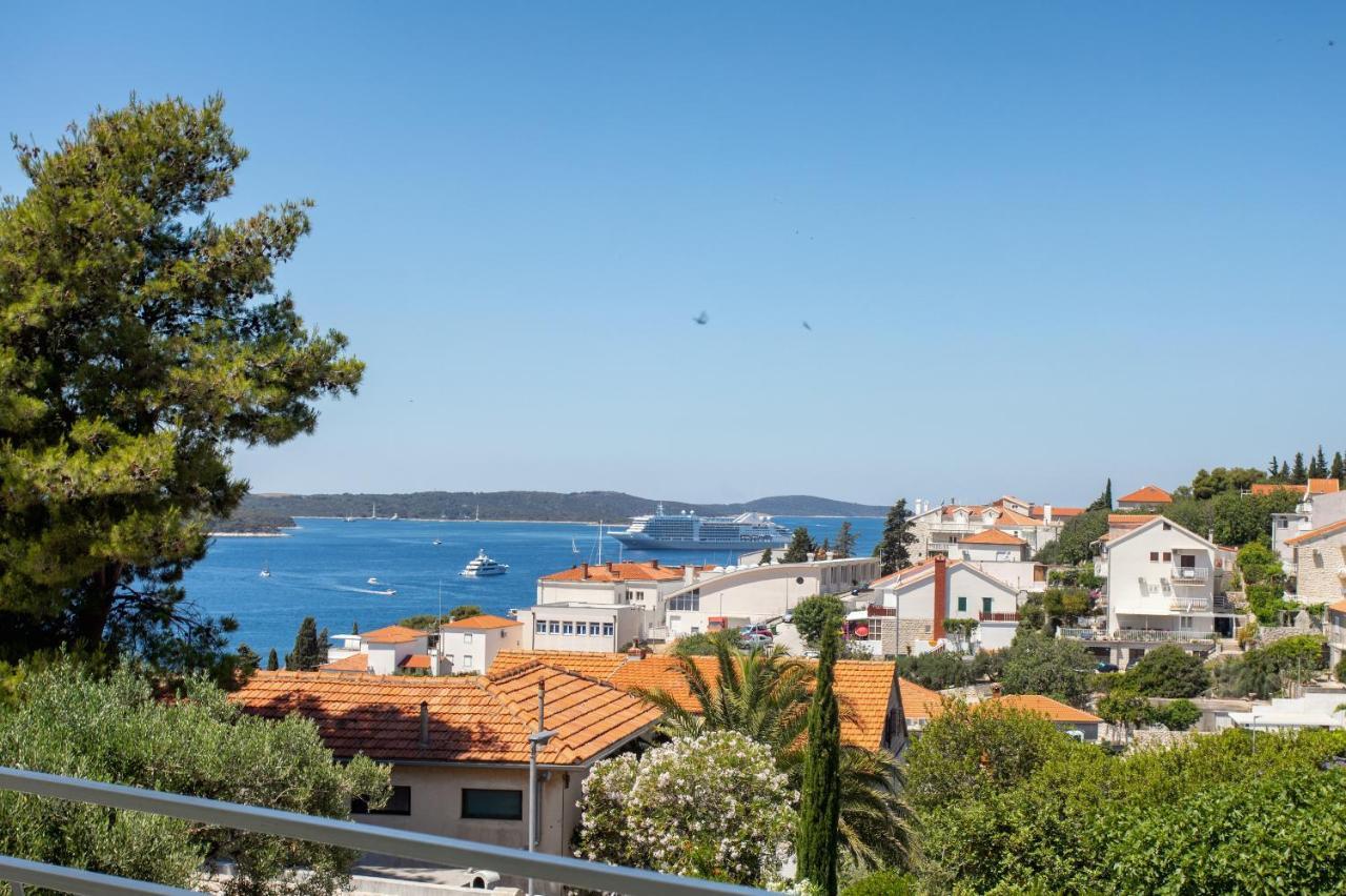 Apartments Luksa - Zf Hvar Hvar Town Dış mekan fotoğraf