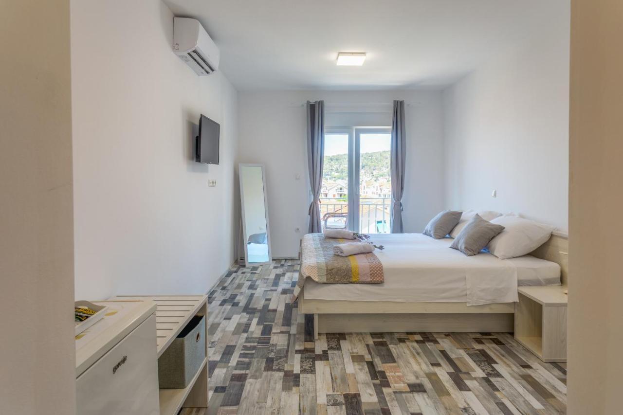 Apartments Luksa - Zf Hvar Hvar Town Dış mekan fotoğraf