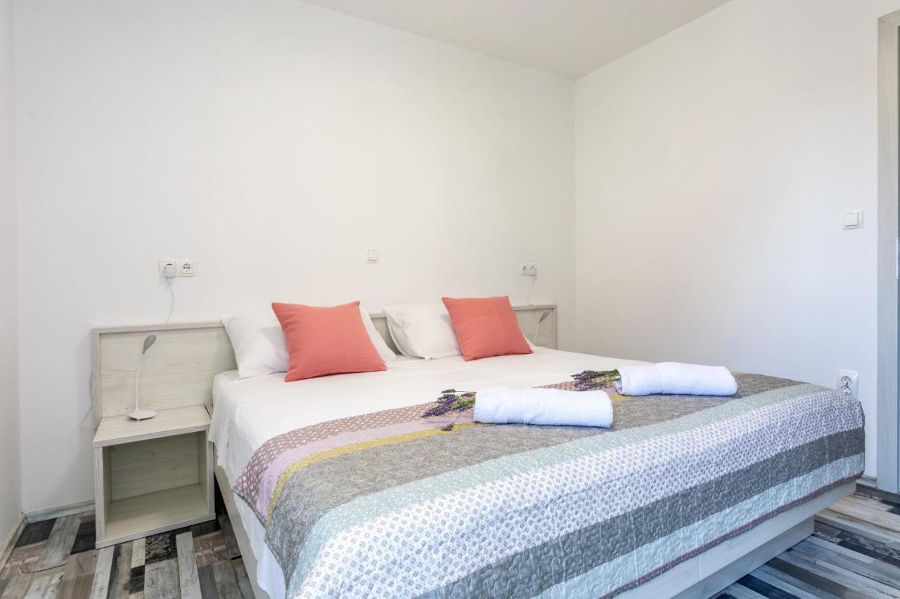 Apartments Luksa - Zf Hvar Hvar Town Dış mekan fotoğraf