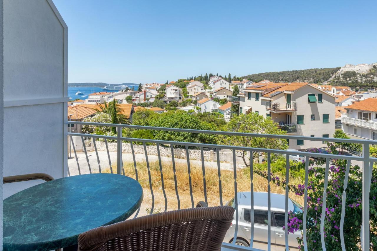 Apartments Luksa - Zf Hvar Hvar Town Dış mekan fotoğraf